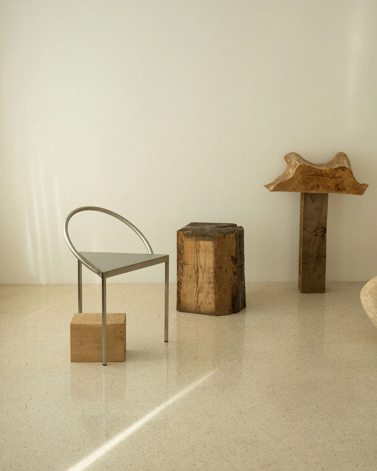 FRAMA-triangolo-chair-